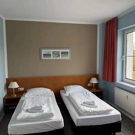 Tower Motel *